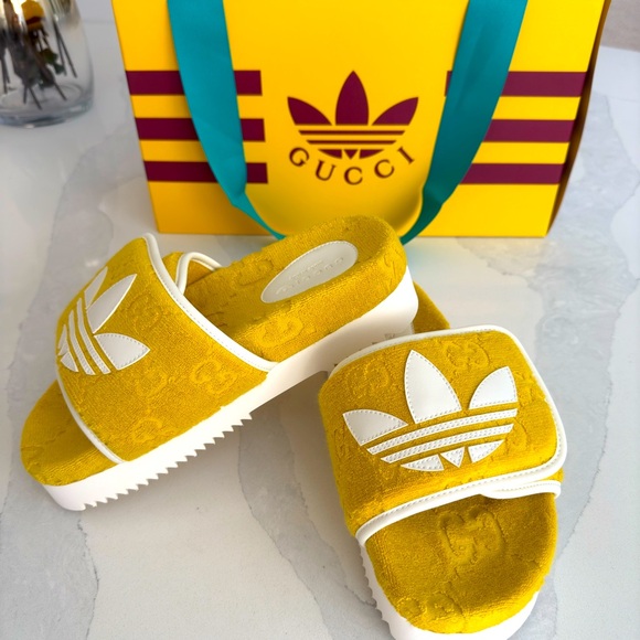 NIB GUCCI x ADIDAS SANDALS SLIDES MAGIC SPONGE GG DEMETRA SIZE 35, 37and39Ladies - Picture 3 of 9